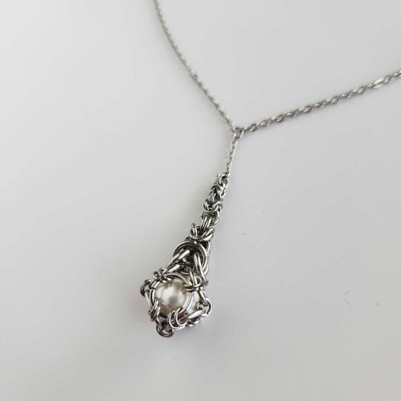 Vintage classic teardrop pearl and silver necklace - Picture 6 of 7